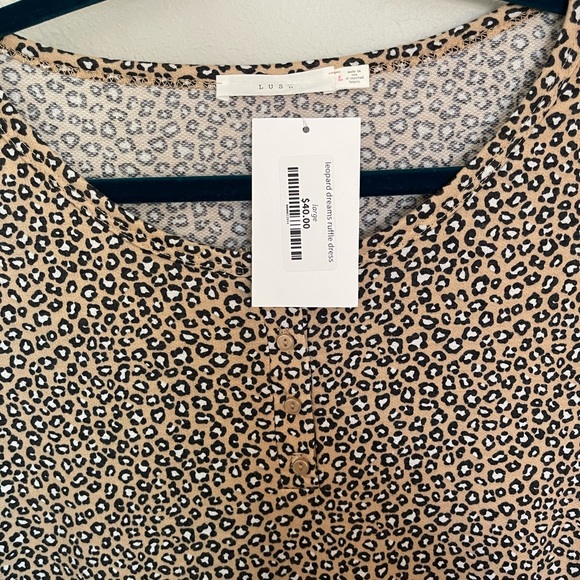 Leopard Ruffle Dress - Picture 2 of 3